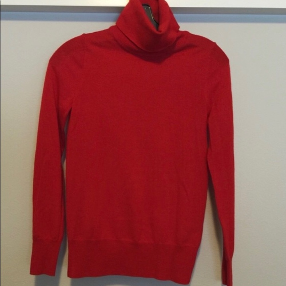 J crew fine merino wool turtle neck sweater